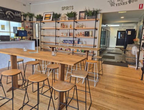 Coastal Wine Bar & Liquor Store Opportunity  Bayside Melbourne