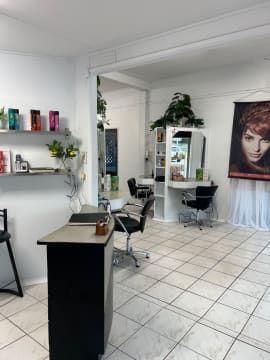 Fully Booked Hair Salon | Noosa Hinterland Lifestyle | WIWO