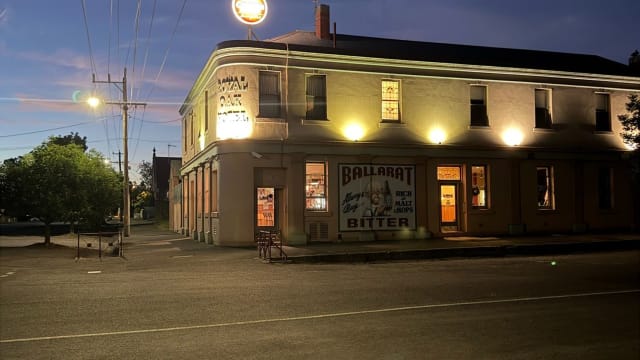 Historic Ballarat Pub with Accommodation & Multiple Income Streams