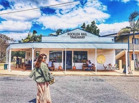 CAFE / CATERING KITCHEN IN ROCKLEA - LOW RENT -  EXCELLENT TURNOVER