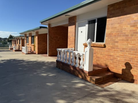 Toowoomba Leasehold Motel Opportunity - 2006ML