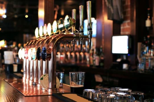 STUNNING METRO TAVERN WITH THE BEST LEASE YOU’LL EVER FIND!