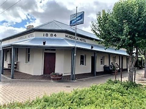 Old Mundulla Hotel - Freehold, Licences, Plant Furniture and Fittings