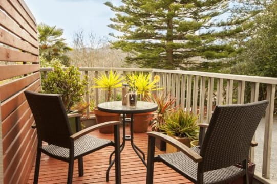 Boutique Freehold Accommodation Offering Income and Lifestyle in Healesville