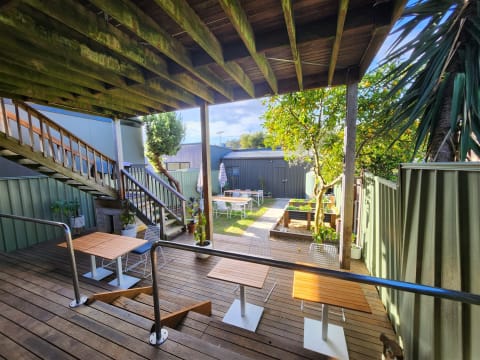 PRICE DROP! Get in for summer! WIWO Newly renovated Cafe RYE Mornington Peninsula