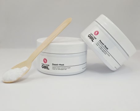 E-commerce Curly Hair Products & accessories thriving business. WORK FROM HOME.