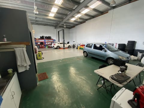 Gold Coast Car Rental Business for Sale with Mechanical Workshop