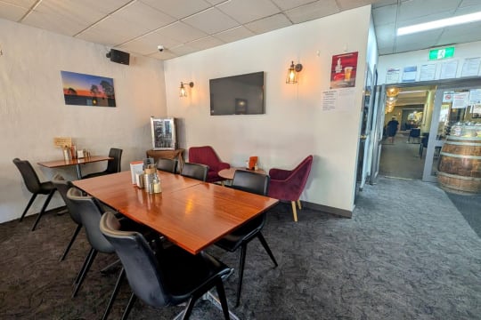 Bower Tavern, Cohuna