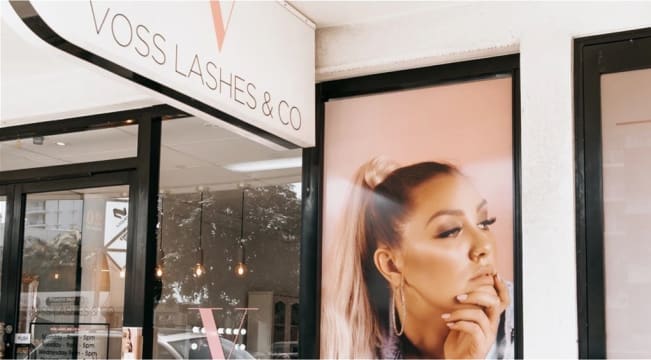 VOSS LASHES - SUCCESSFUL BUSINESS - LARGE CLIENTELE - REPEAT BUSINESS