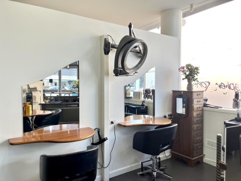 Profitable 5 Day Working Hair Salon Launceston Make An Offer