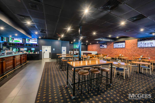 Outstanding Hotel Lease Opportunity