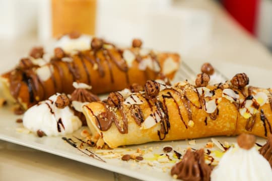 Business for Sale: Thriving Franchise Café with Liquor Licence in Mandurah's Premier Shopping Centre