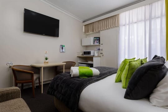 DON’T BE LATE FOR THIS RARE OUTSTANDING PERFORMING MOTEL IN STRONG REGIONAL VICTORIA - 2902ML