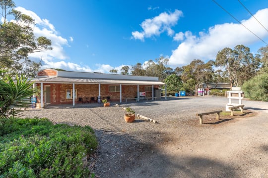 *SOLD BY VENTURE COMMERCIAL*