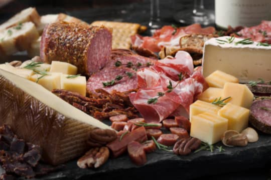 SEMI MANAGED   Gourmet Food Store and Continental Deli Business    (REF (BB050)