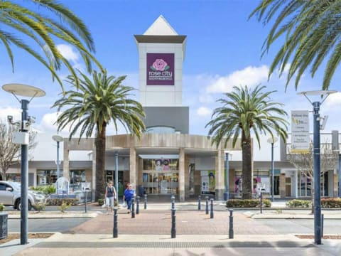 MULTI-LOCATION GIFT CARD & LOTTERY BUSINESSES - READY FOR NEW OWNERSHIP