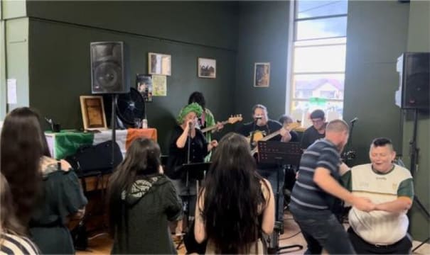 Irish Bar & Restaurant with Strong Following Walk-In Opportunity