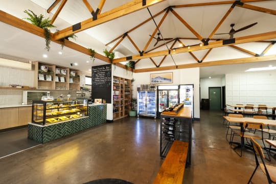LEASEHOLD - Punkah Pantry, Porepunkah VIC - 1P0623