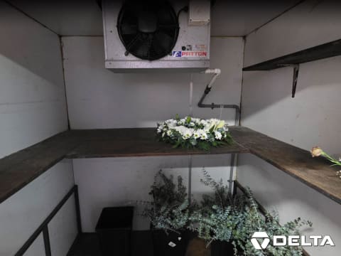 [ABS-102] FLORIST WITH 48 YEARS HISTORY FOR SALE