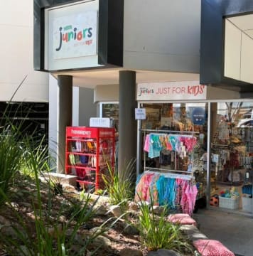 URGENT SALE : Iconic Children's Boutique in Coastal Paradise