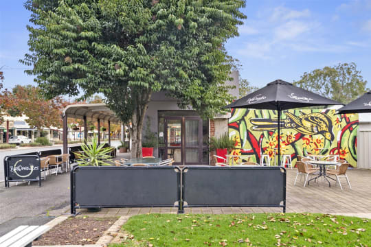 Successful, long-standing (40+ years in business) cafe for sale