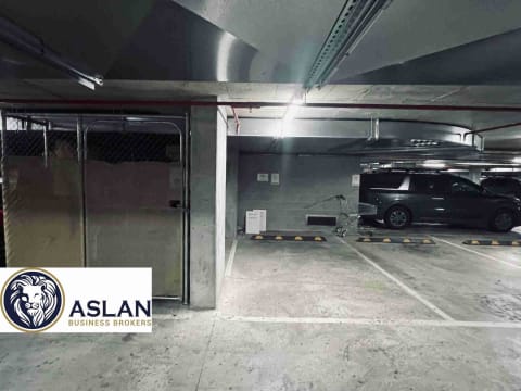 COMMERCIAL PROPERTY FOR SALE