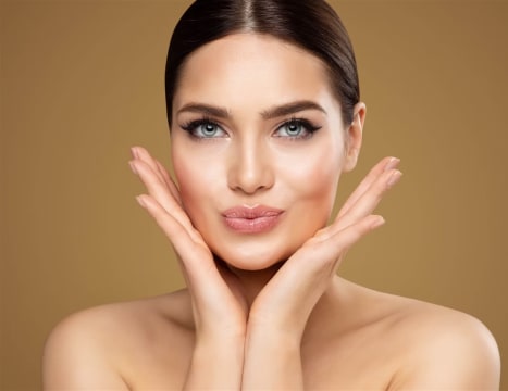 Step Straight Into a Ready‑to‑Operate Cosmetic & Skin Clinic