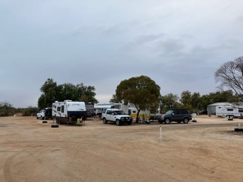 HAMELIN POOL CARAVAN PARK & POST OFFICE & LIQUOR
