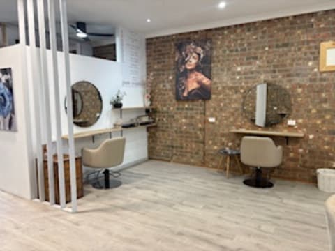 Hair Salon Aldinga for sale