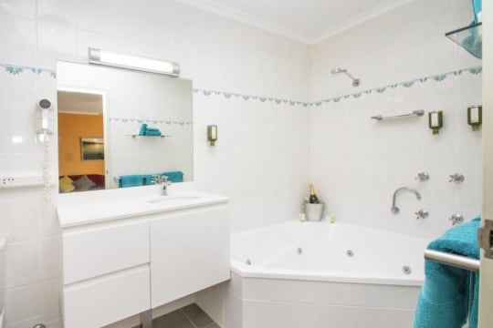 Freehold Coastal Motel For Sale