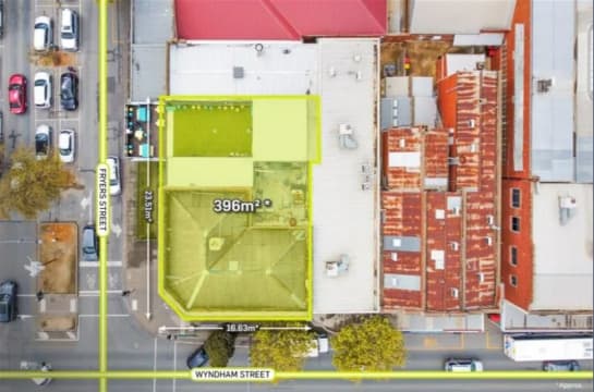 Night club / Pub with full commercial kitchen / Must be sold - Put in an Offer!