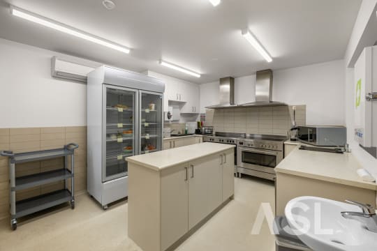 166 Monash Drive, Dandenong South