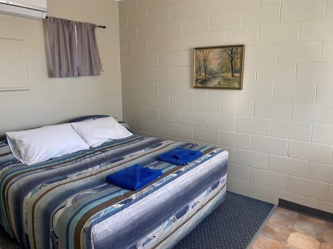 Western NSW Freehold Motel Ideal for a Market Entry Investment - 2896MF