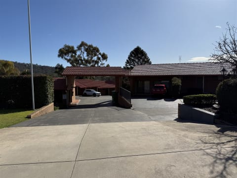 Rare Opportunity 21-Key Leasehold going concern motel