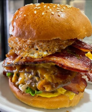 Award Winning Takeaway Burger Shop For Sale | Extremely Low Rent only $260 per week