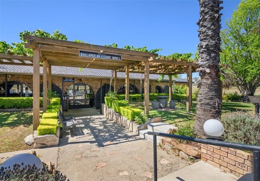 Ballandean Estate Vineyard & Winery for Sale