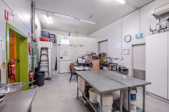 High-Traffic Shopping Centre Pizzeria – Strong Sales, Fully Fitted Out