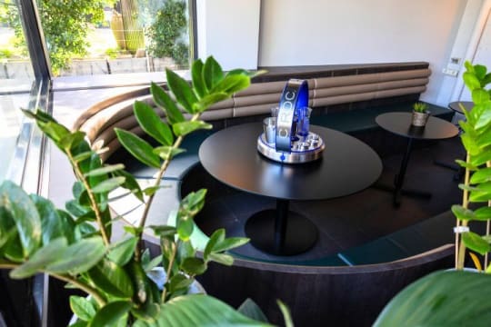 SOLD - NICHE BAR – LEEDERVILLE – UNIQUE OPPORTUNITY!!