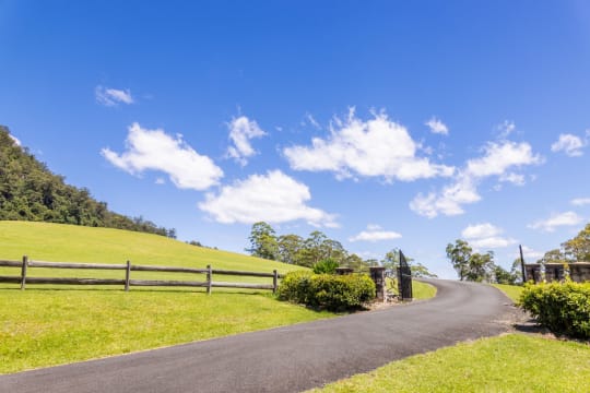 72 ACRES KANGAROO VALLEY APPROVED TO BUILD 26 MORE HOUSES