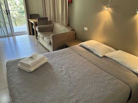 STRONG REGIONAL PARK TRADING WELL WITH HUGE UPSIDE POTENTIAL - 762CPF