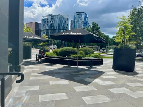 COFFEE LOUNGE -  TAKING $45,000PW -  5 DAYS - UNIQUE ONE OF KIND.  60KG COFFEE