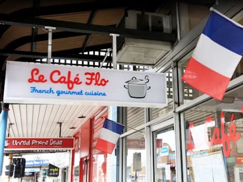 [ABS-100] LE CAFE FLO French cuisine cafe in Thornbury for sale