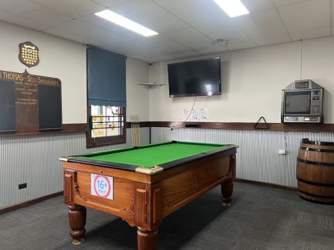 Railway Hotel Dingee - Build It and They Will Come