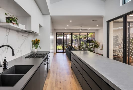 Renovation/Extension, Kitchen Business - Rev. $2.5 mil p.a. (Our Ref: V2080)