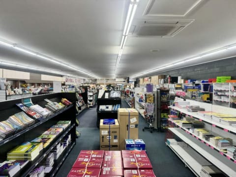 COUNTRY FREEHOLD NEWSAGENCY FOR SALE, GOONDIWINDI - REDUCED PRICE $240,000 PLUS SAV