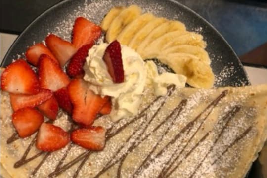 Step into Wollongong's favourite dessert bar and start earning from day one!