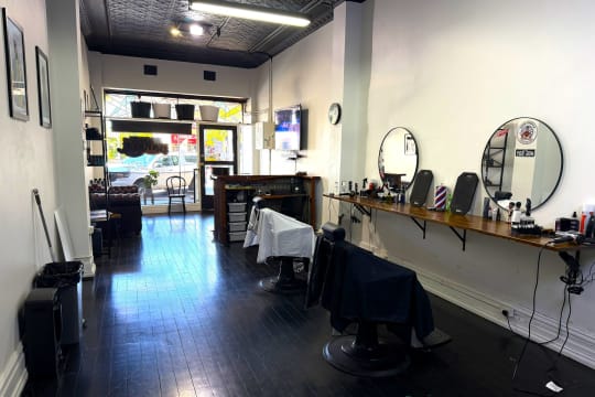 LEASEHOLD - Morv The Barber, Corowa NSW - 1P0587
