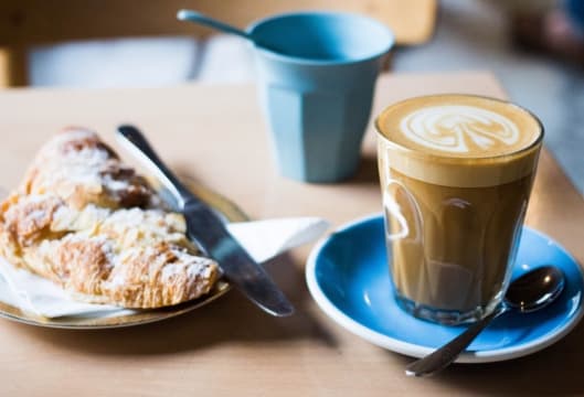 Stunning Cafe on the 'Paris End' of Collins Street, CBD! (Our Ref: V1929)