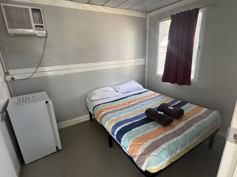 THE LEGENDARY LION’S DEN HOTEL (FREEHOLD) - 152HF
