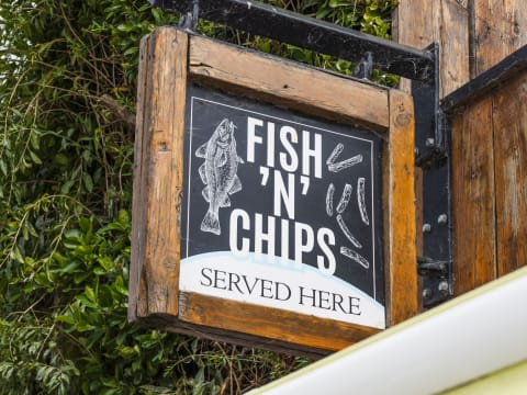 High Turnover - Fish and Chips - Palm Beach